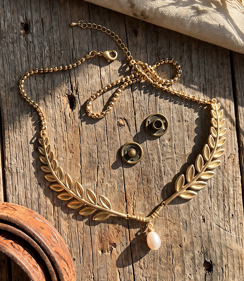 Laurel Leaf Pearl Necklace