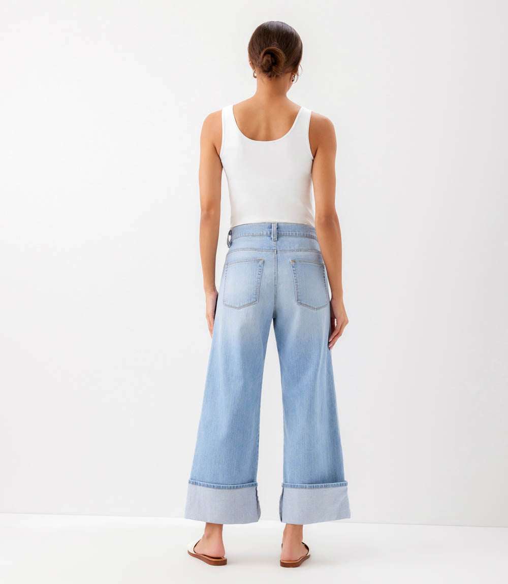 Cuffed Cropped Jeans - Stylish Wide Cuffs & Comfortable Fit