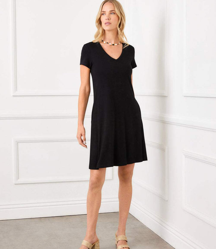 Quinn V-Neck Pocket Dress
