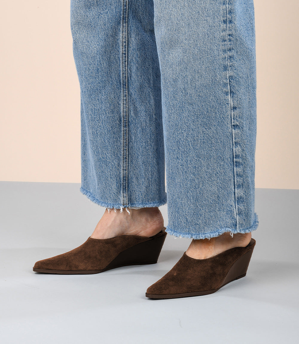 Seychelles Bunker Hill Wedge Mules