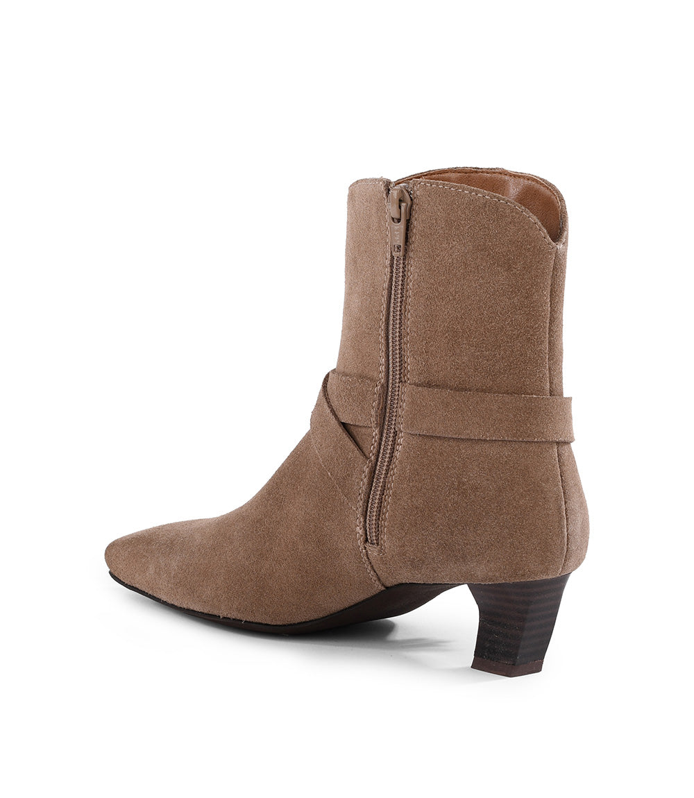 Seychelles Curtain Call Tassel Booties