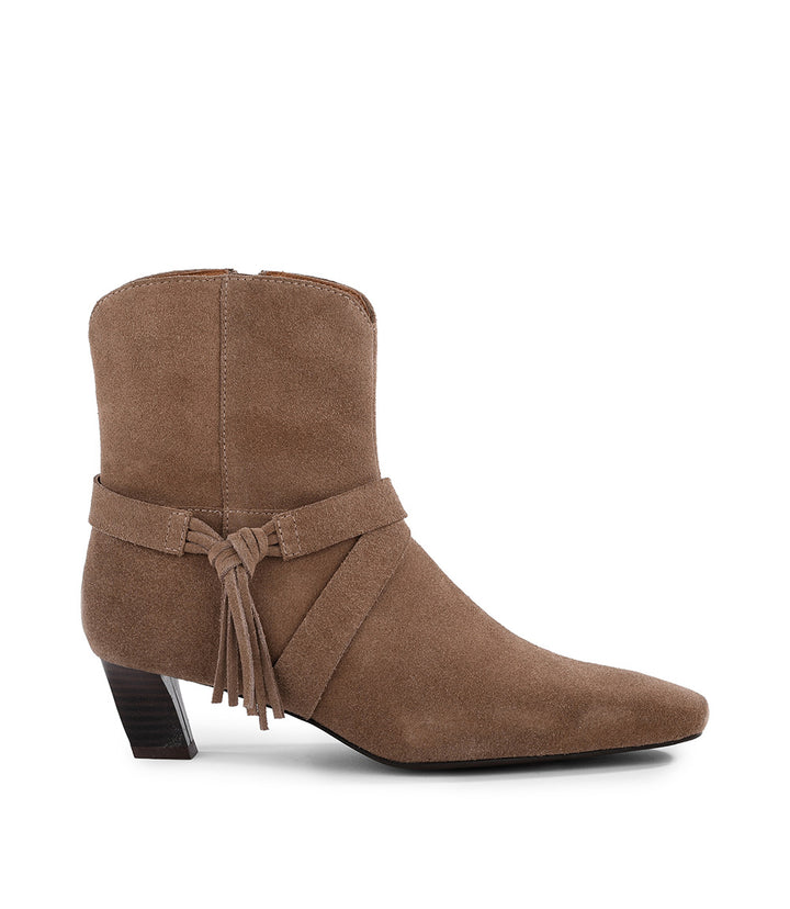 Seychelles Curtain Call Tassel Booties