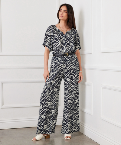 woman wearing matching shirt and pants