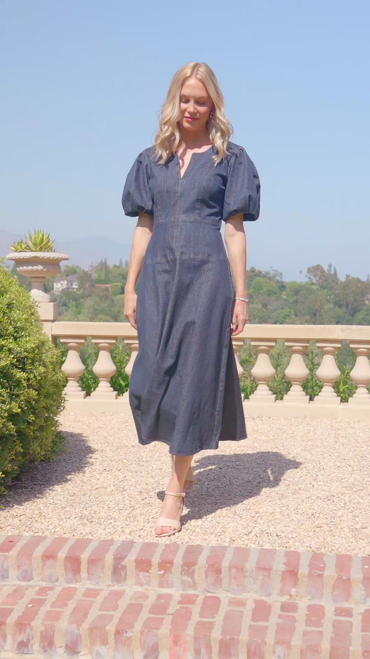 karen kane denim dress Puff Sleeve Midi Red Strapless Tight Long Karen Kane 25.06SID Size:2T --- Chest = 21 inches/ Waist = 20 inches/ Hollow to knee = 21.5 inches