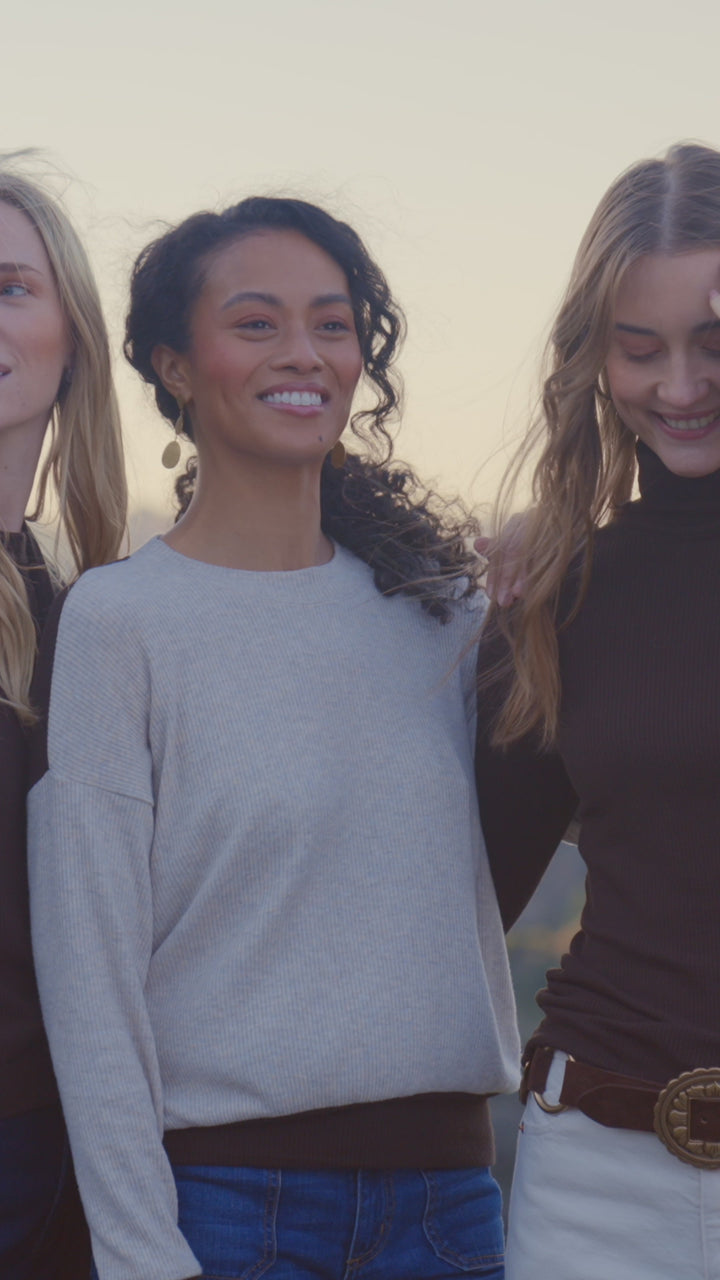 Ribbed Long Sleeve Colorblock Crewneck Top