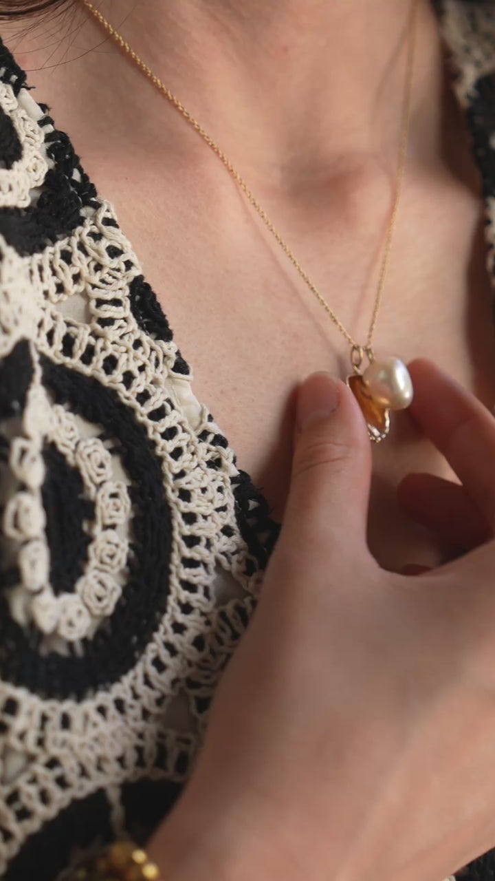 Gold Plated Shell And Pearl Necklace