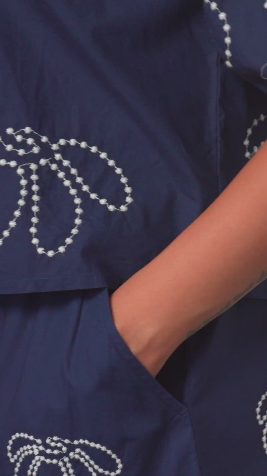 Embroidered Puff Sleeve Shirt